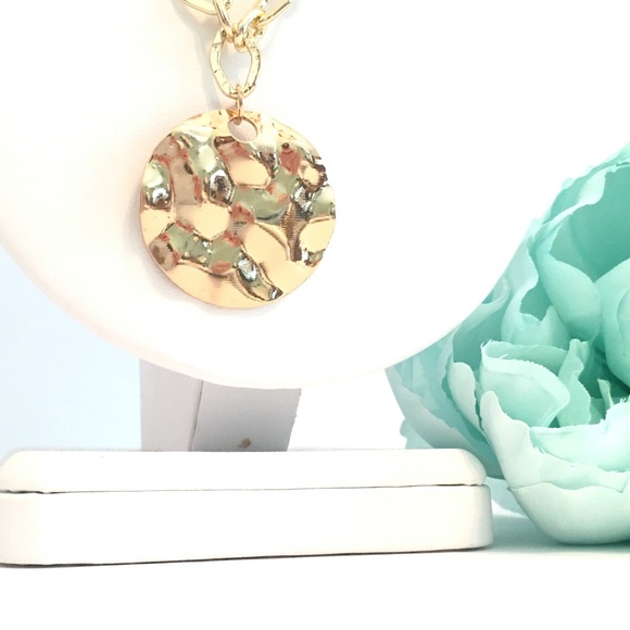 Turquoise Beaded Layered Necklace - Picture 3 of 3